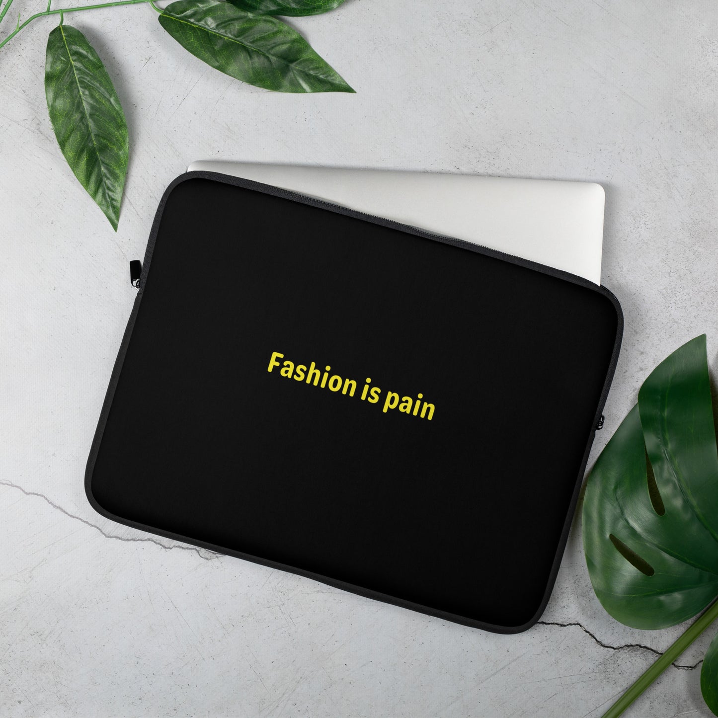 Fashion is pain - Yellow/Black - Laptop Sleeve